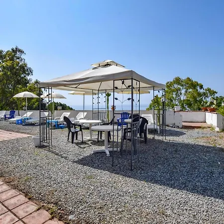 Pet Friendly In * Parghelia